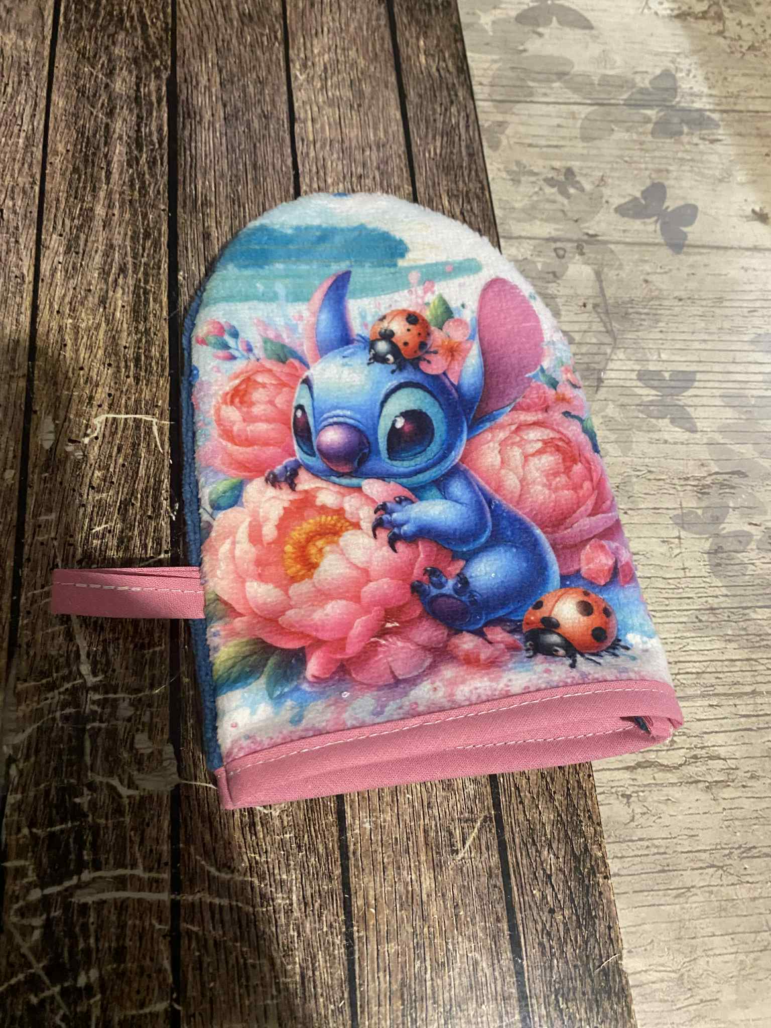 C09A2EA5-794D-4CBB-9CD3-FC64B9279565